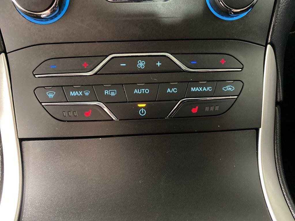 Used 2019 Ruby Red Metallic Ford SEL image 20