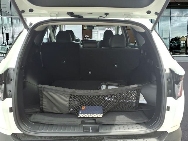 New 2026 White Hyundai SEL Premium image 10