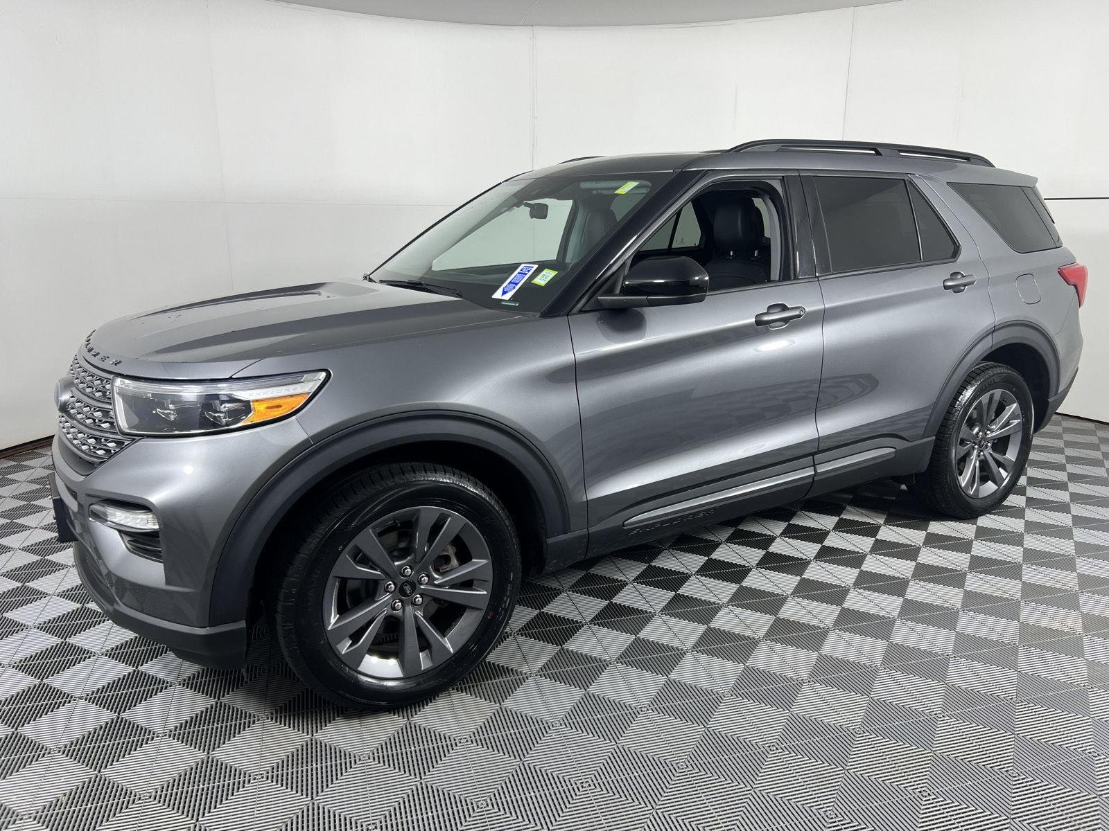 Used 2022 Carbonized Gray Ford XLT image 7