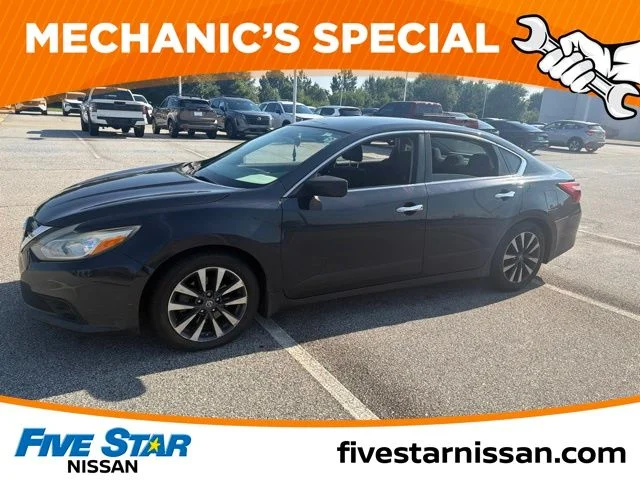 Used 2017 Blue Nissan 2.5 SV image 19