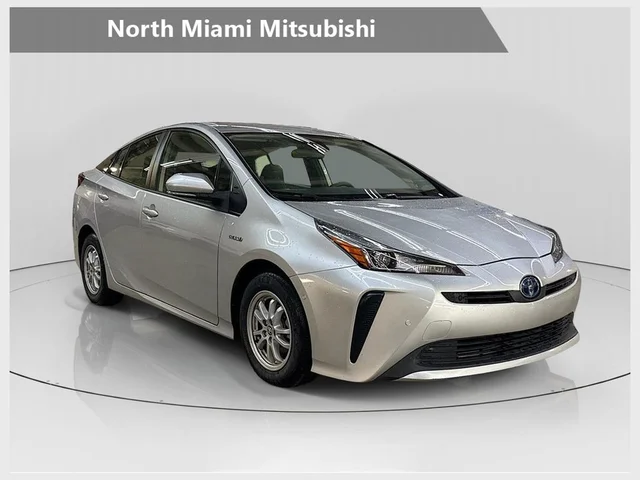 2022 Toyota Prius LE