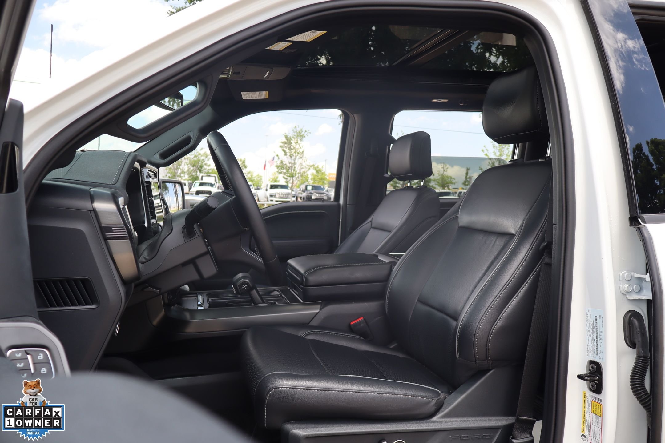 Used 2025 White Ford Lariat image 11