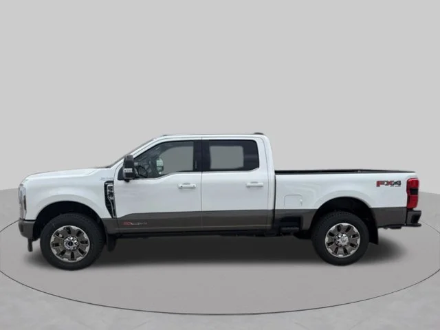 New 2027 Star White Metallic Tri-Coat Ford F-350® King Ranch® image 3