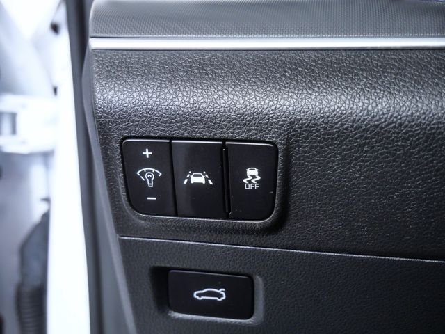 Certified Used 2022 White Kia GT-Line image 28