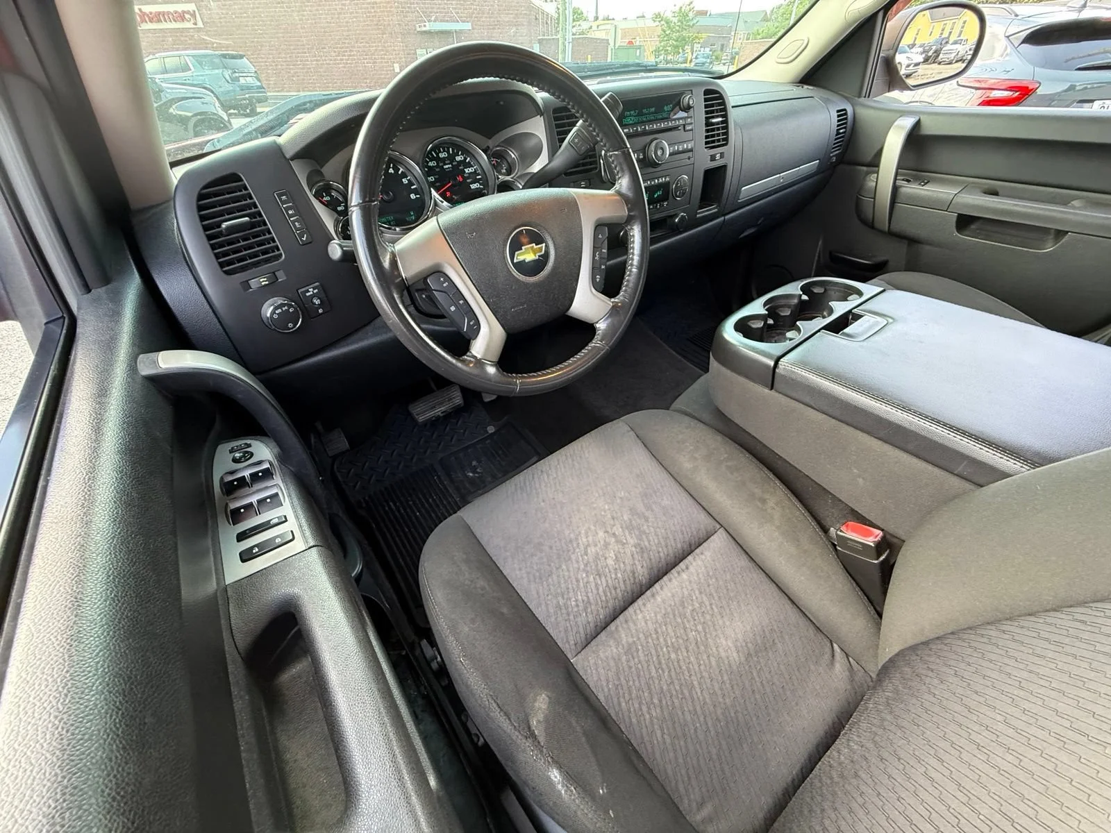 Used 2011 VICTORY RED Chevrolet LT image 15