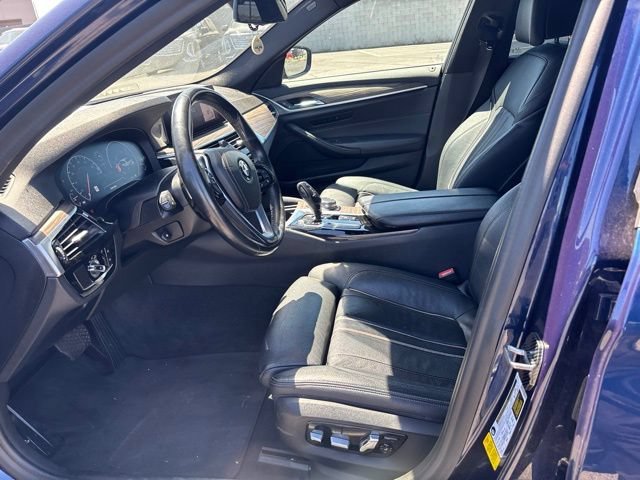 Used 2019 Blue BMW 540i image 11