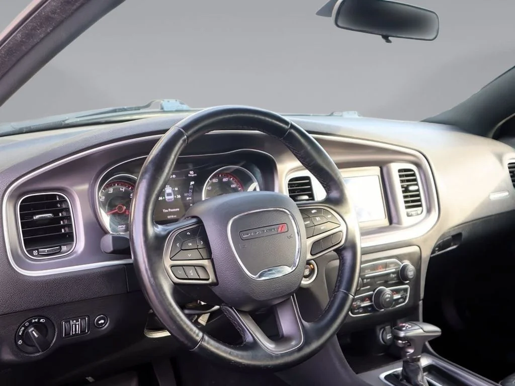 2020 Dodge Charger SXT - Photo 14