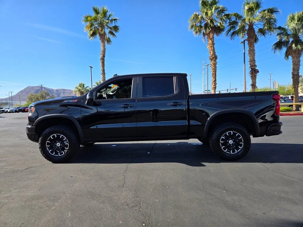 Used 2024 Black Chevrolet ZR2 image 3