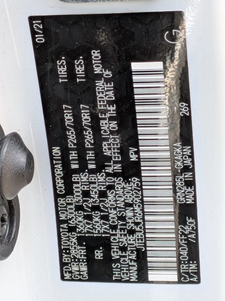 Used 2021 White Toyota Trail image 33