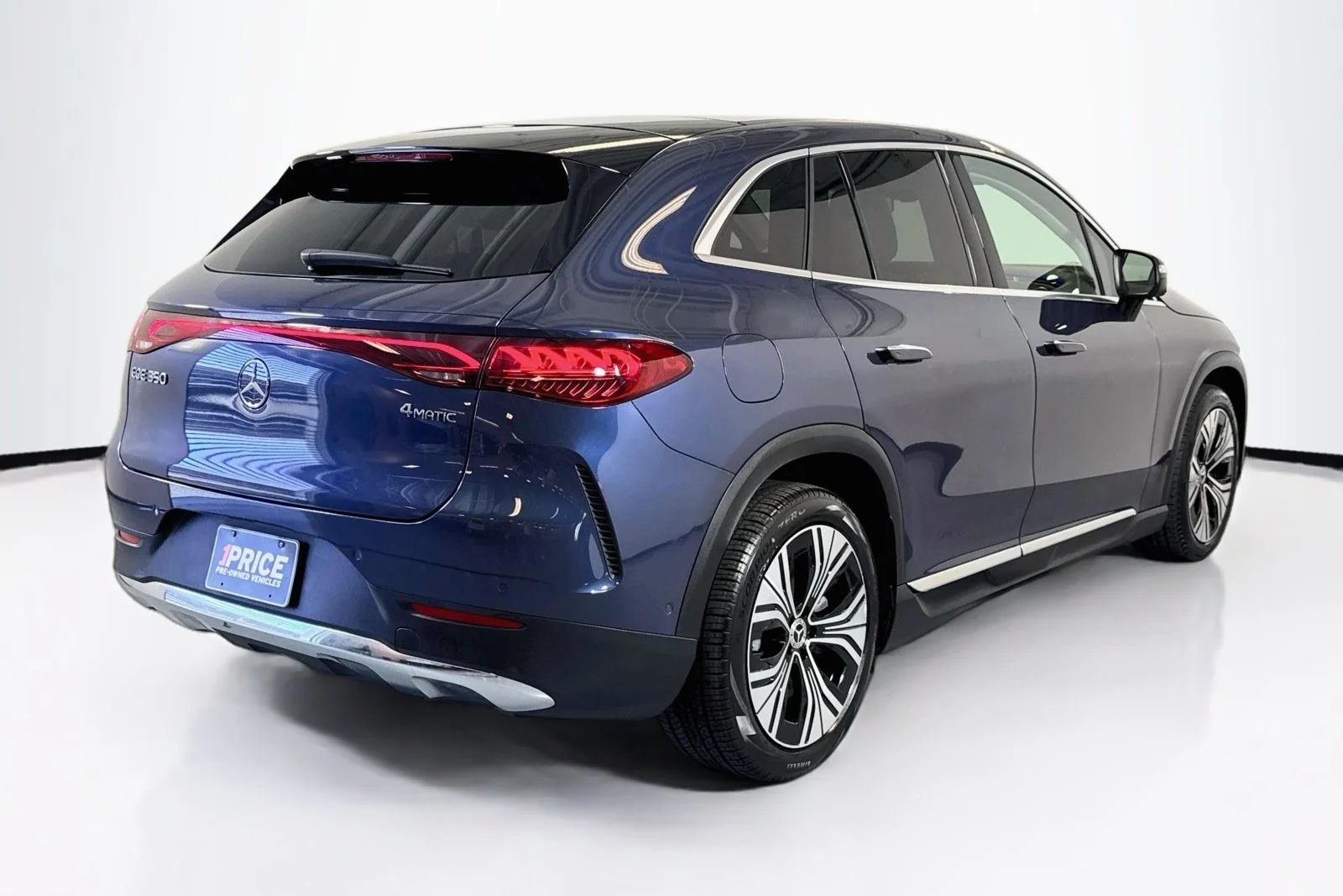 Used 2023 Twilight Blue Metallic Mercedes-Benz EQE 350 image 5