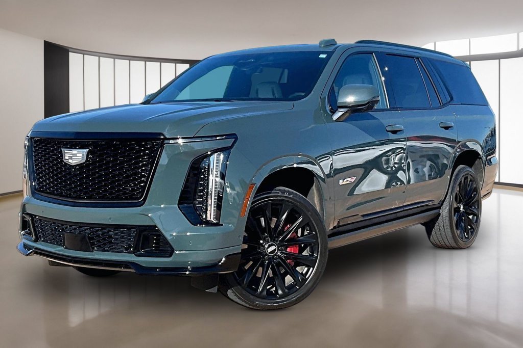 Used 2025 Green Cadillac V-Series image 1