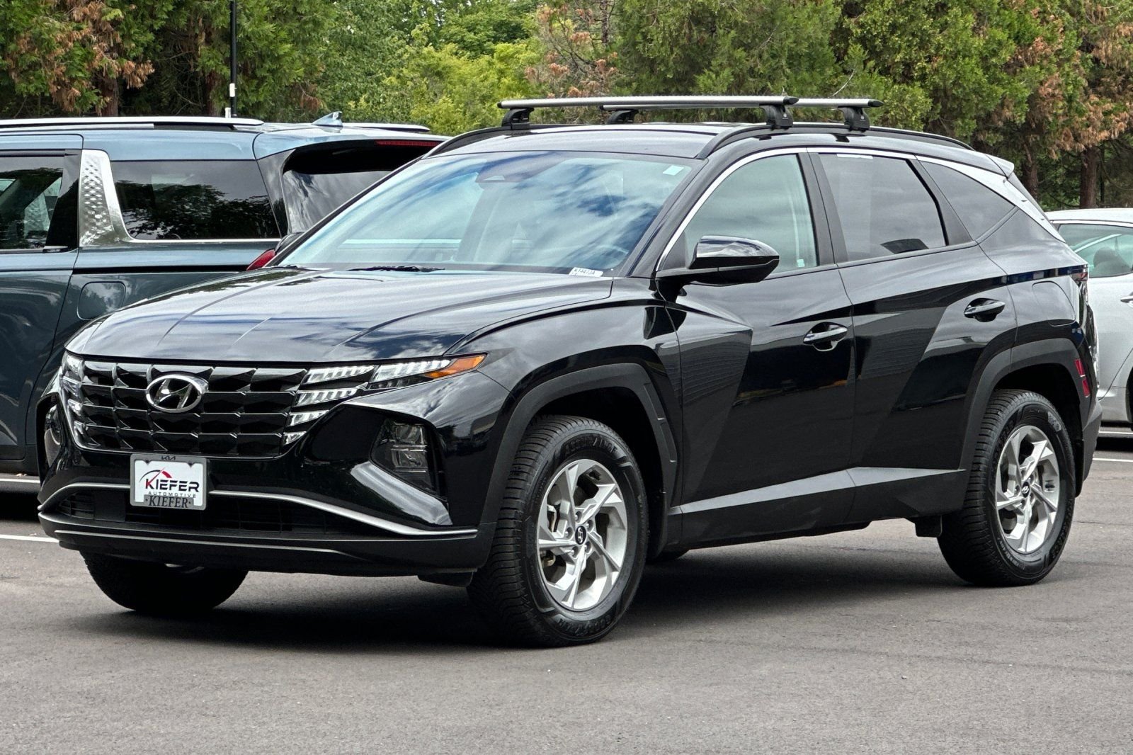 Used 2024 Black Hyundai SEL image 8