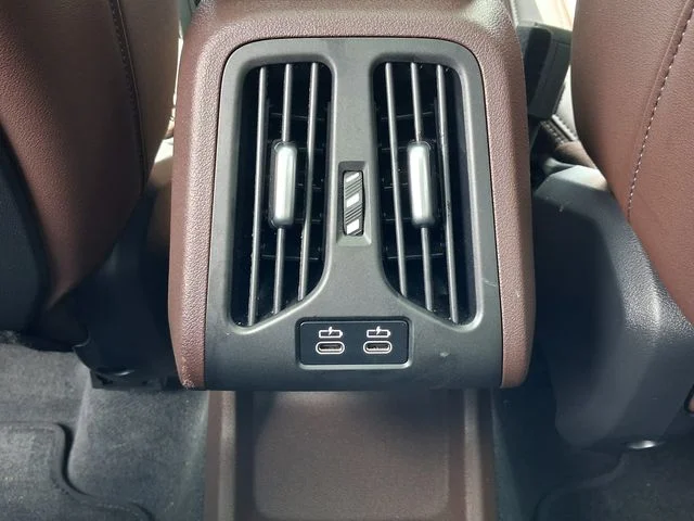 2025 BMW X1 28i - Photo 25
