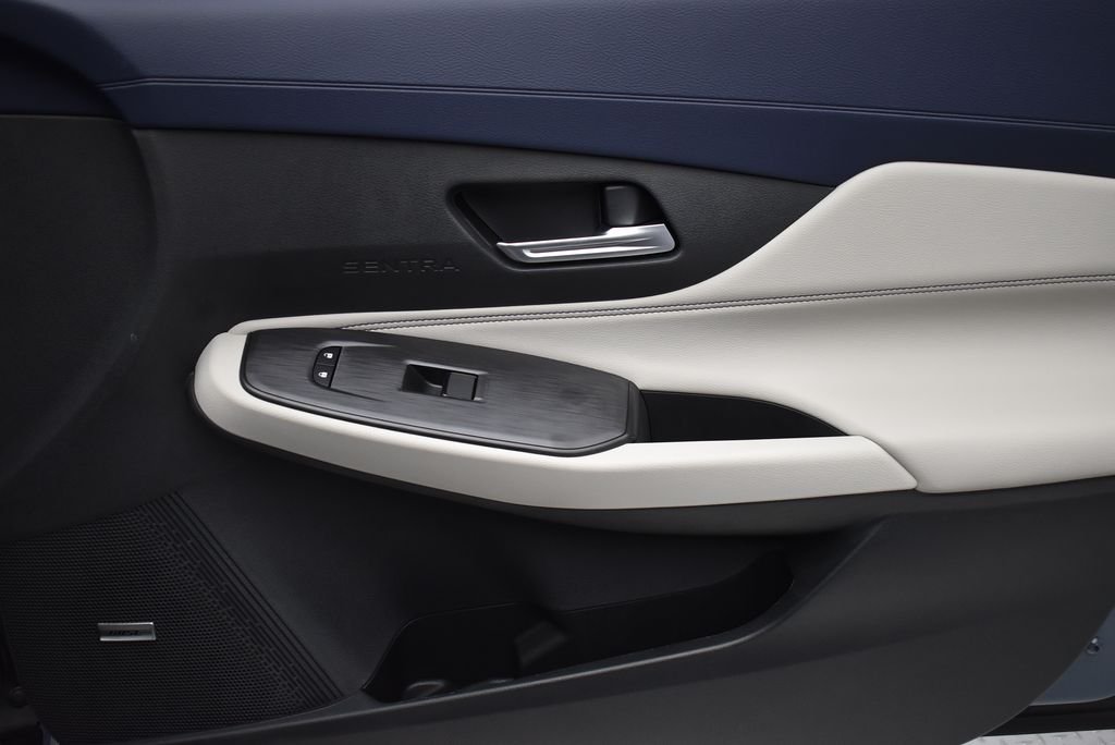 New 2026 Atlantic Gray Metallic Nissan SL image 27