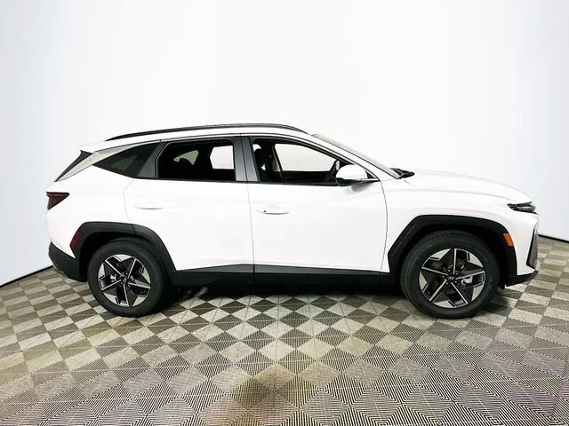 New 2026 Hyundai TUCSON SEL