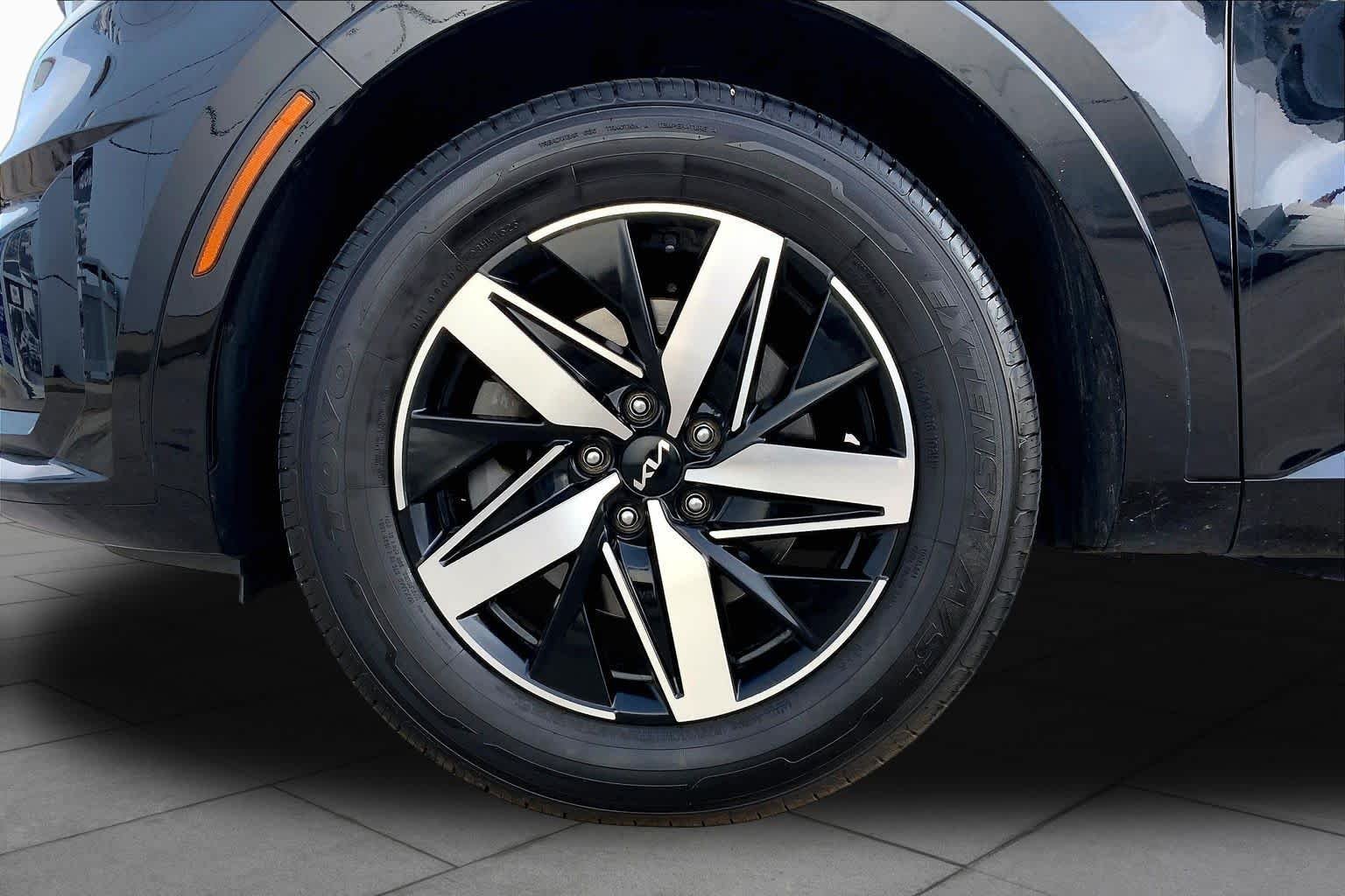 Used 2022 Ebony Black Kia S image 11