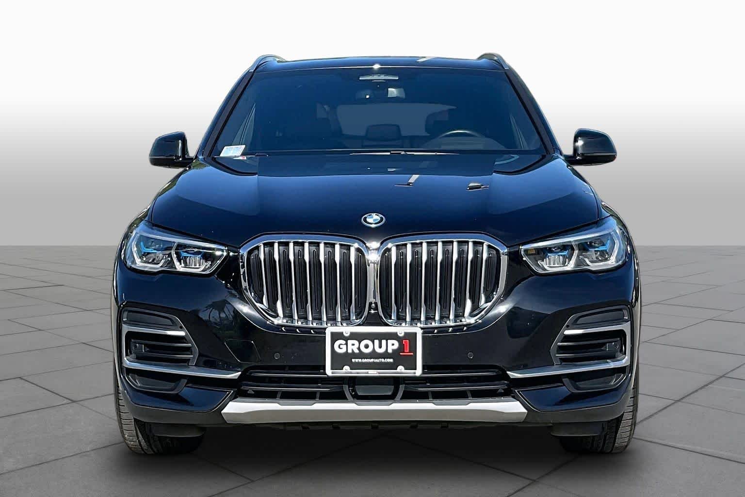 Used 2023 Black Sapphire Metallic BMW xDrive45e image 3