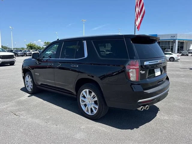 Used 2021 BLACK Chevrolet High Country image 3