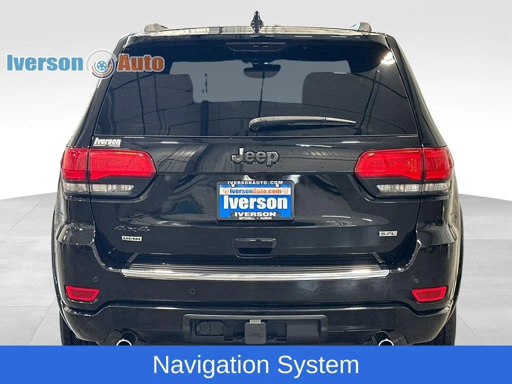 Used 2020 Diamond Black Crystal Pearlcoat Jeep Overland image 8
