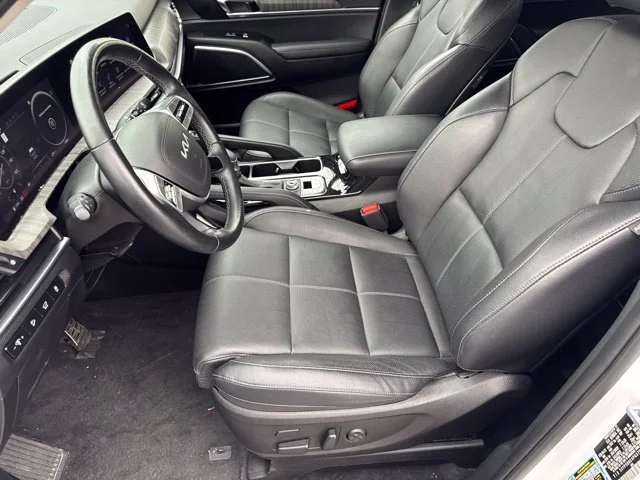 Used 2023 White Kia SX image 20