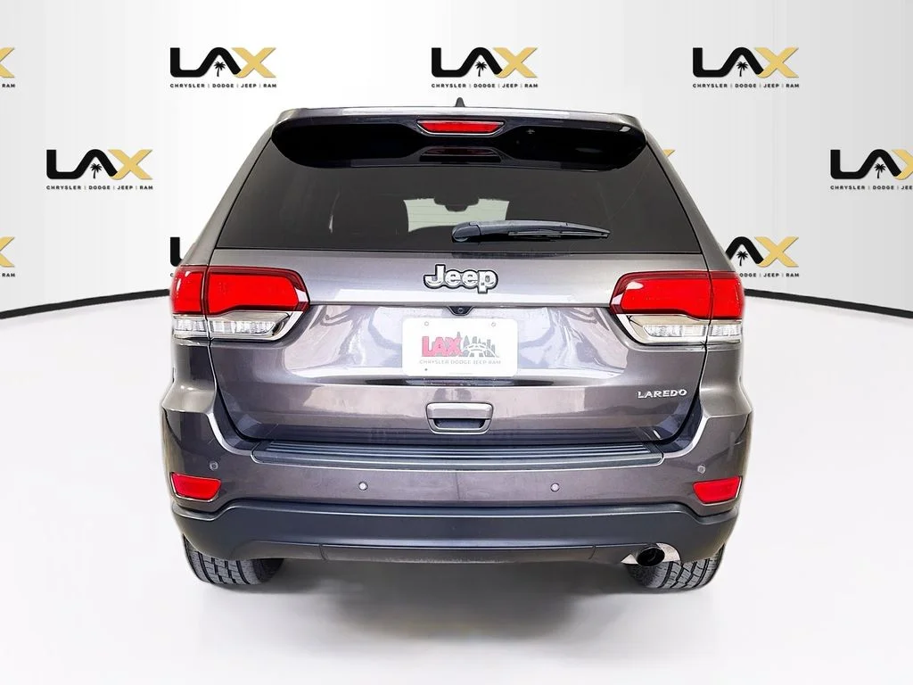 Used 2021 Gray Jeep Laredo E image 6