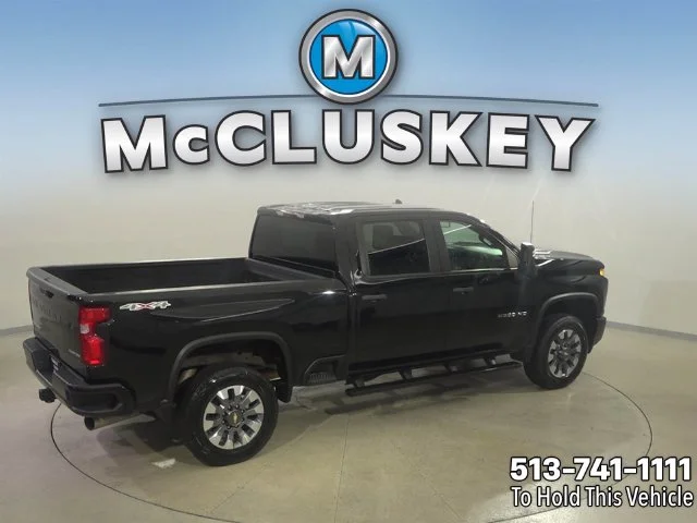 Used 2021 Black Chevrolet Custom image 4