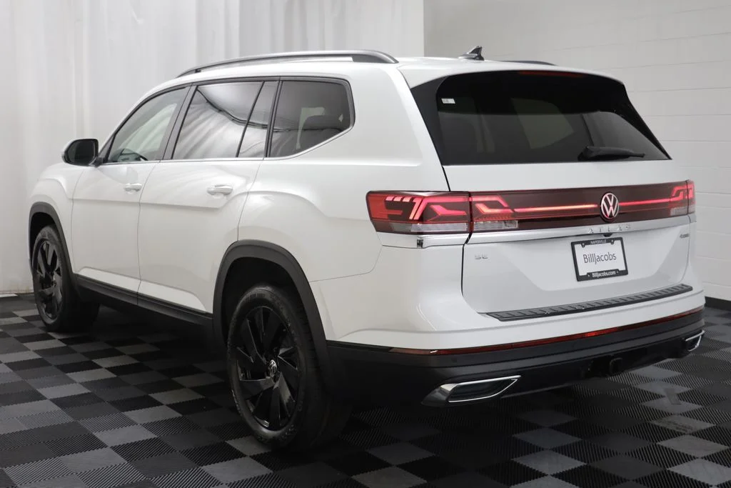 New 2026 Opal White Volkswagen 2.0T SE w/Technology image 15