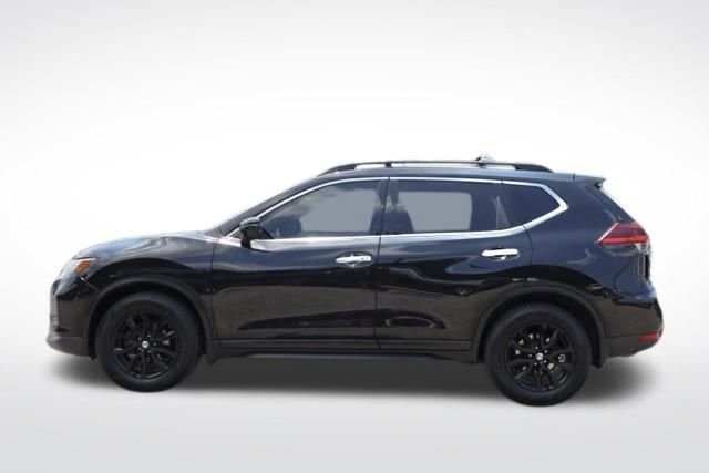 Used 2018 Magnetic Black Nissan SV image 8