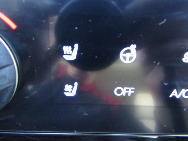 Used 2025 White Hyundai Calligraphy image 22