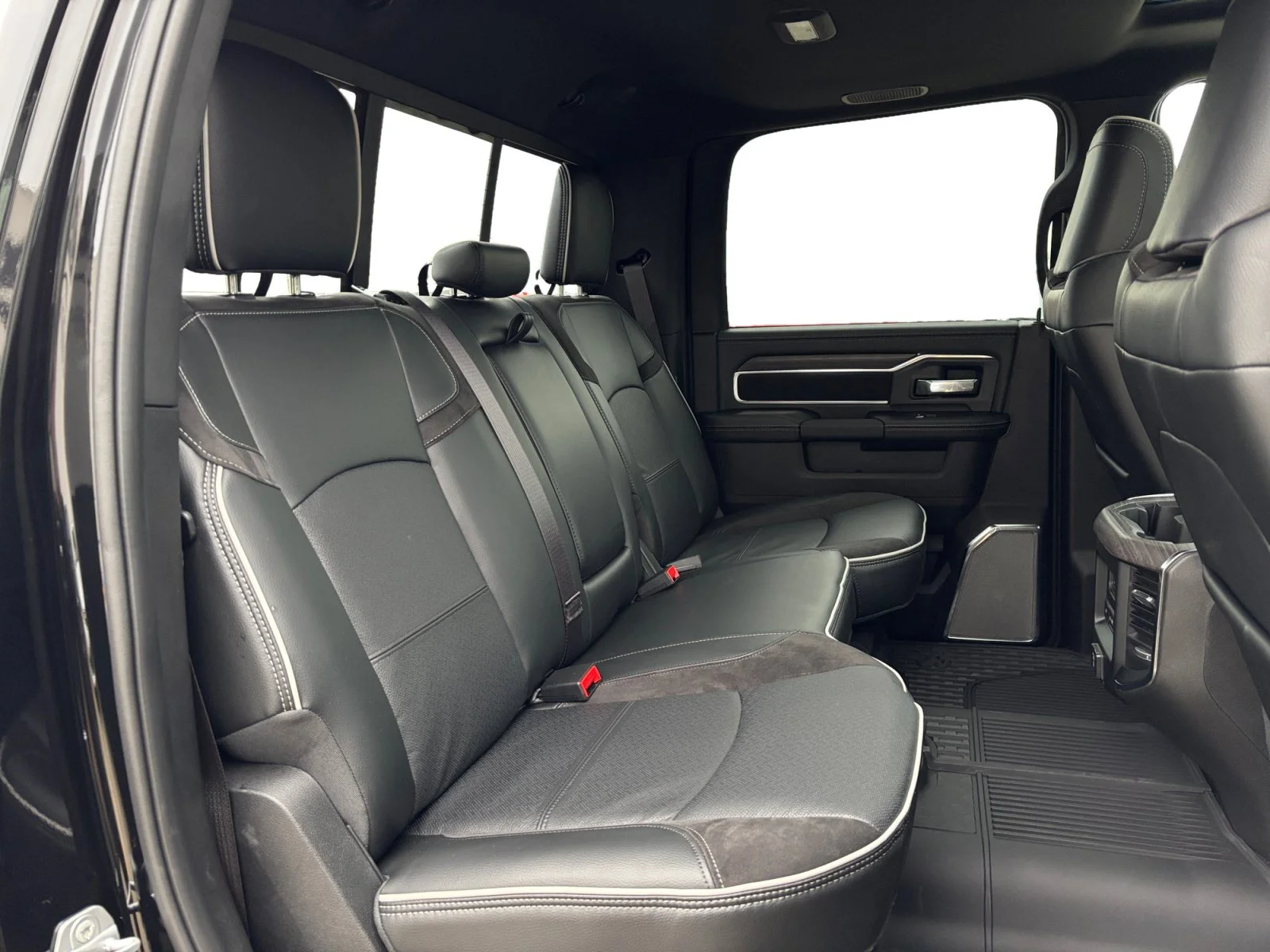 New 2027 Diamond Black Crystal Pearl Ram Laramie image 18