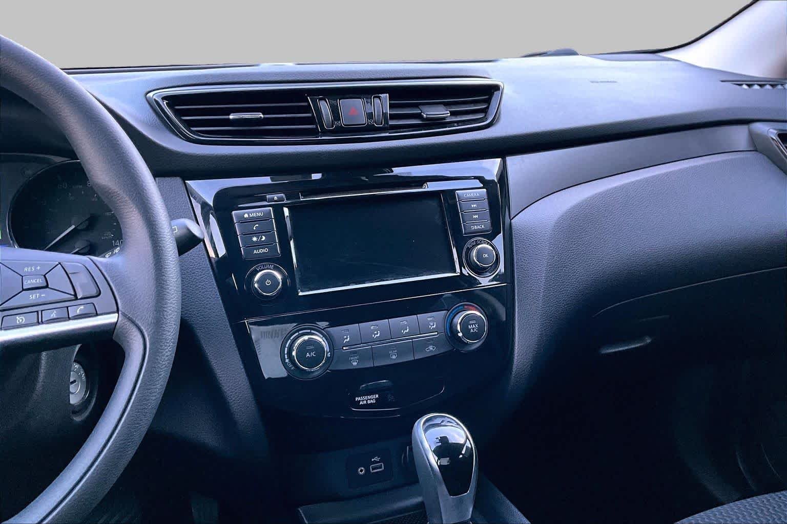 Used 2021 Magnetic Black Pearl Nissan S image 7