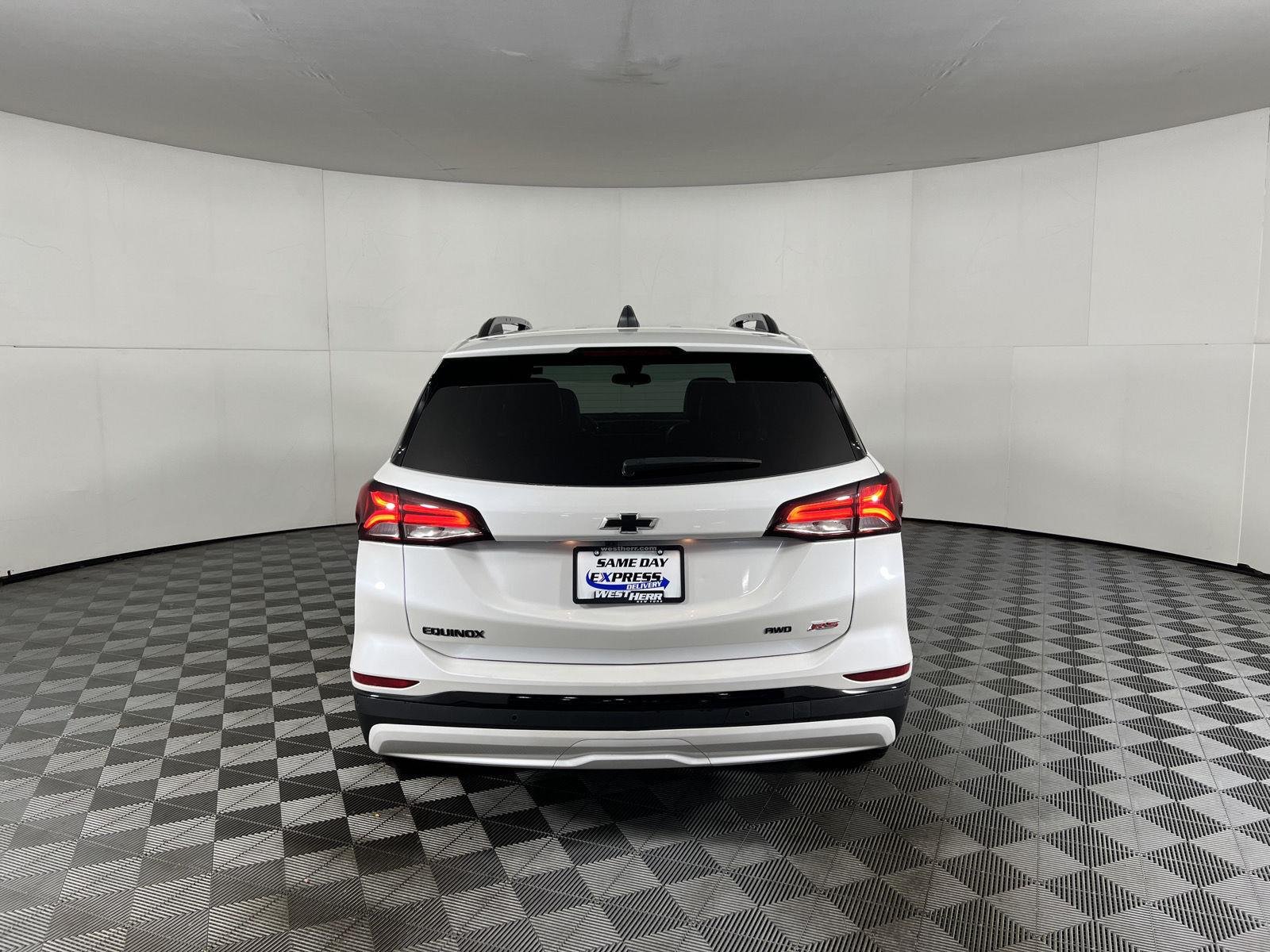 Used 2024 Iridescent Pearl Tricoat Chevrolet RS image 36
