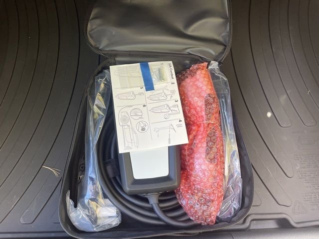 2026 Toyota Prius Plug-in Hybrid XSE - Photo 17