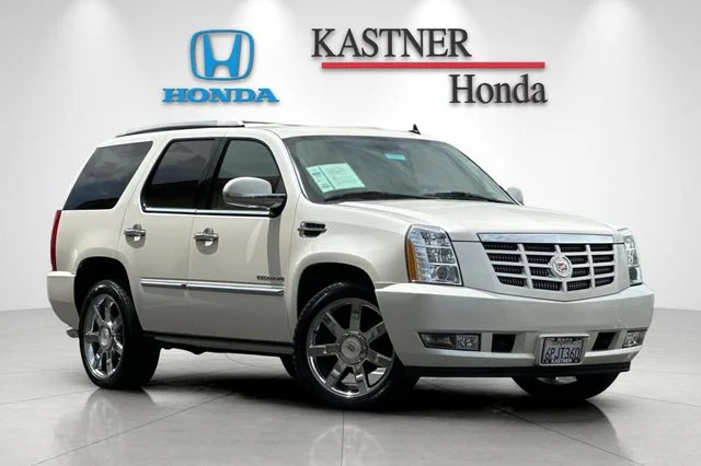 2011 Cadillac Escalade AWD Premium's photo