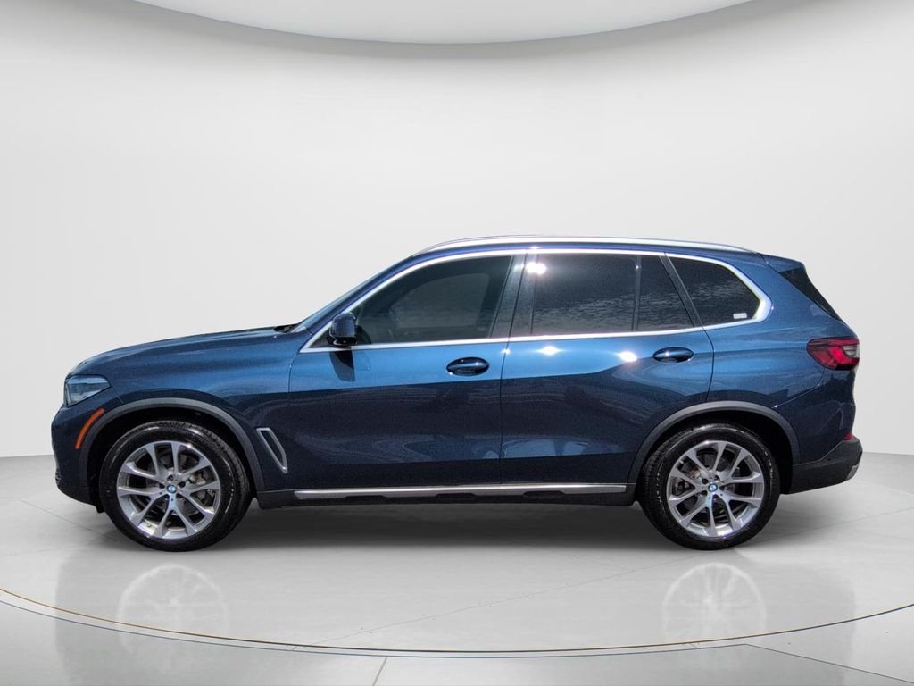 Used 2022 Blue BMW xDrive40i image 8