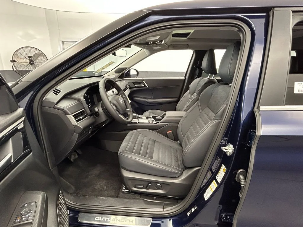 2026 Mitsubishi Outlander SE - Photo 14