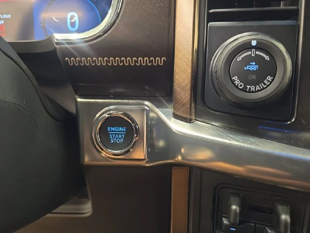 New 2026 Agate Black Metallic Ford King Ranch® image 38
