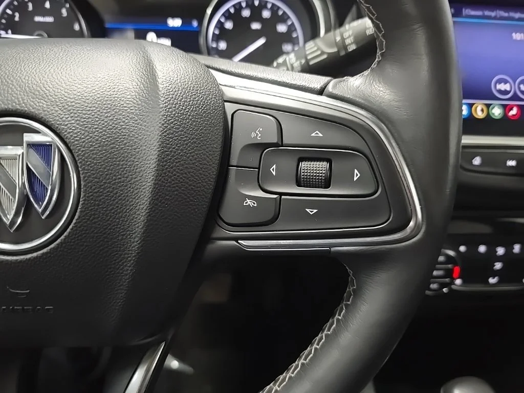 Used 2022 White Buick Essence image 21