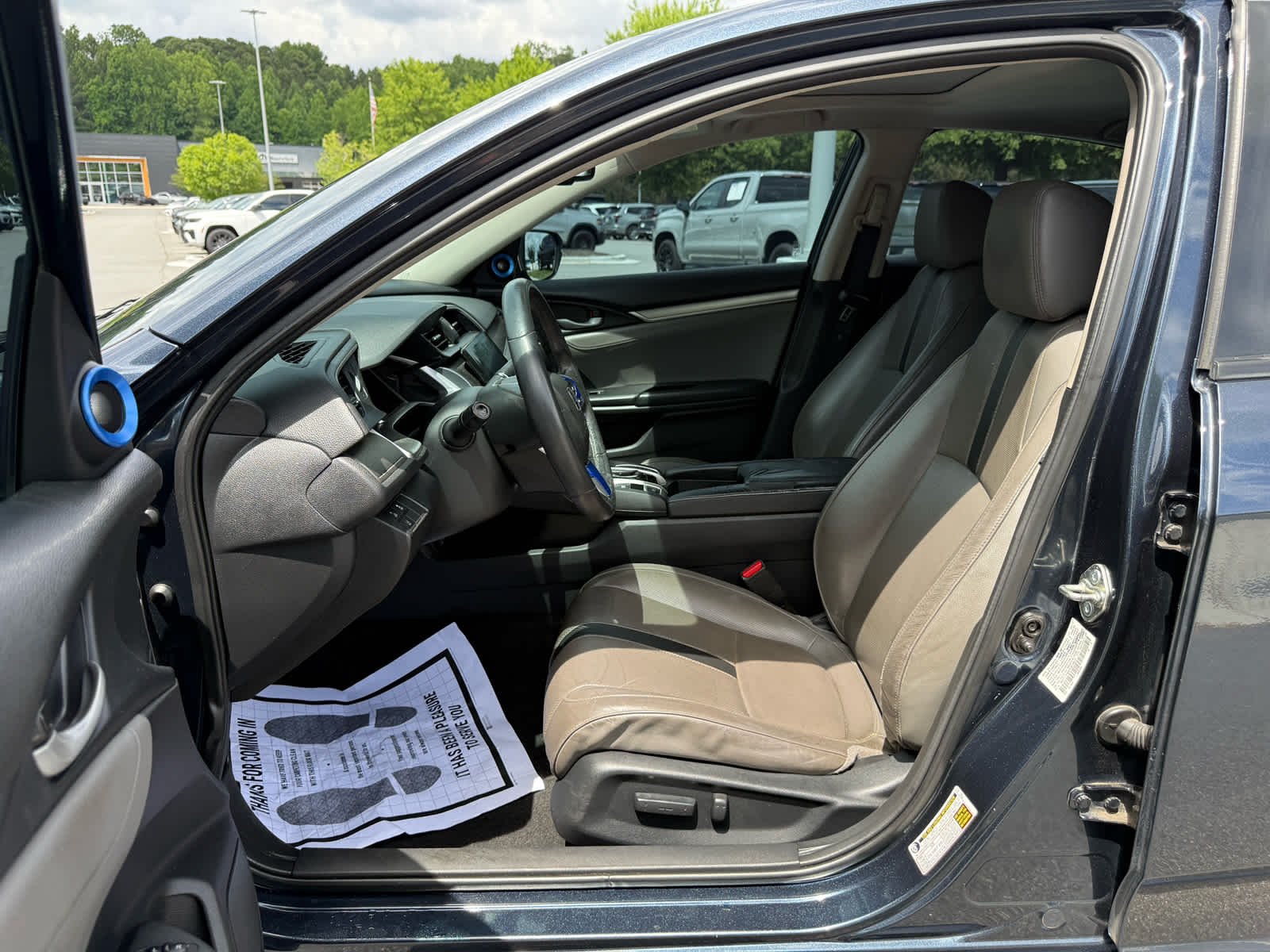 Used 2017 BLUE Honda Touring image 12