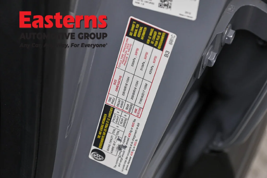 Used 2023 Gray Nissan SV image 32