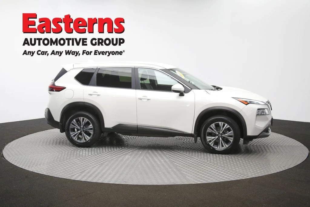 Used 2023 White Nissan SV image 44