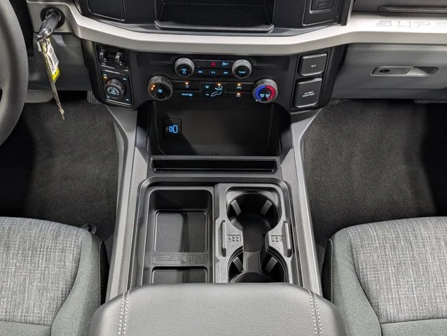 New 2026 Oxford White Ford F-250® XLT image 38