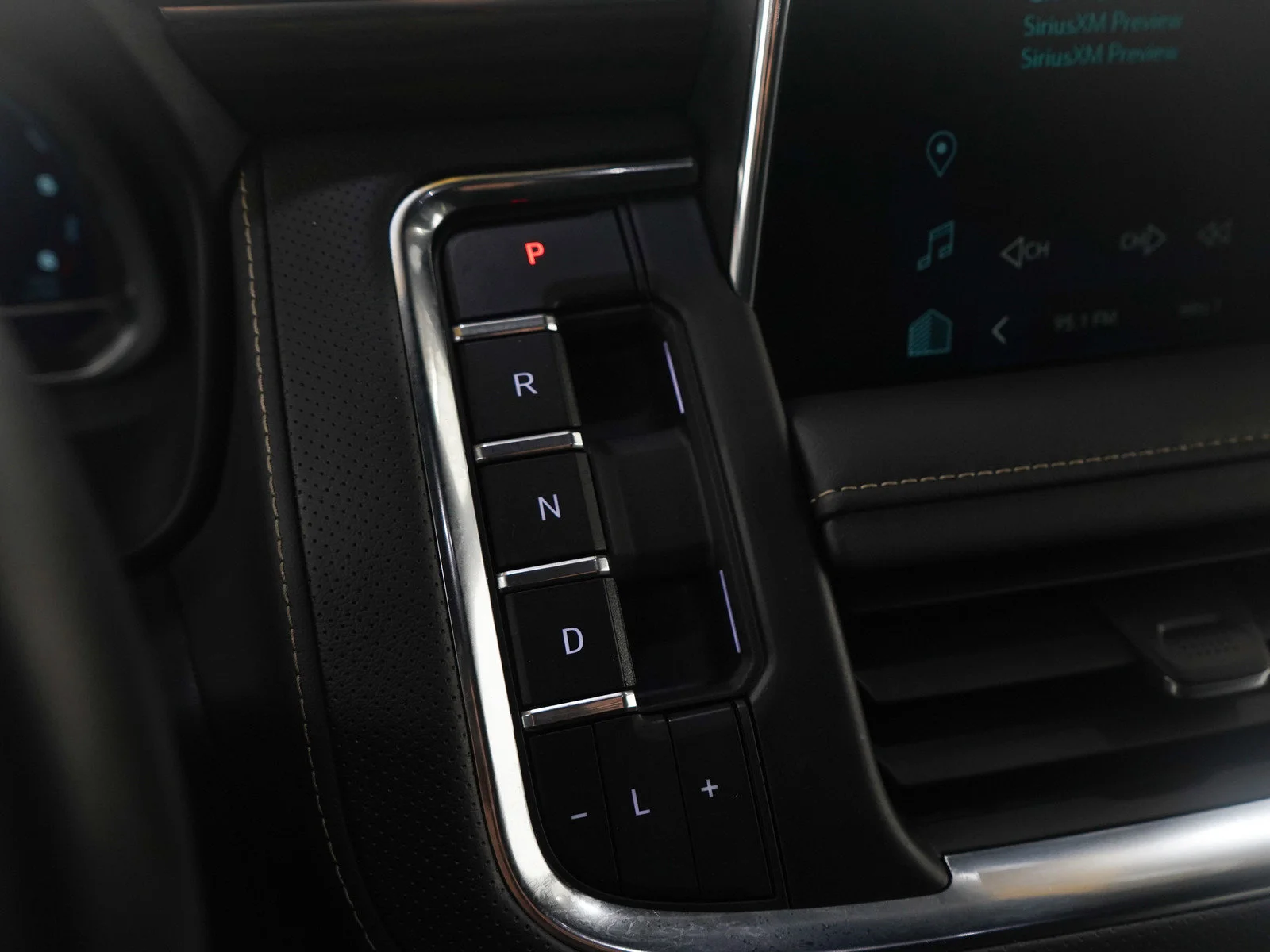 2024 Chevrolet Tahoe Premier - Photo 28