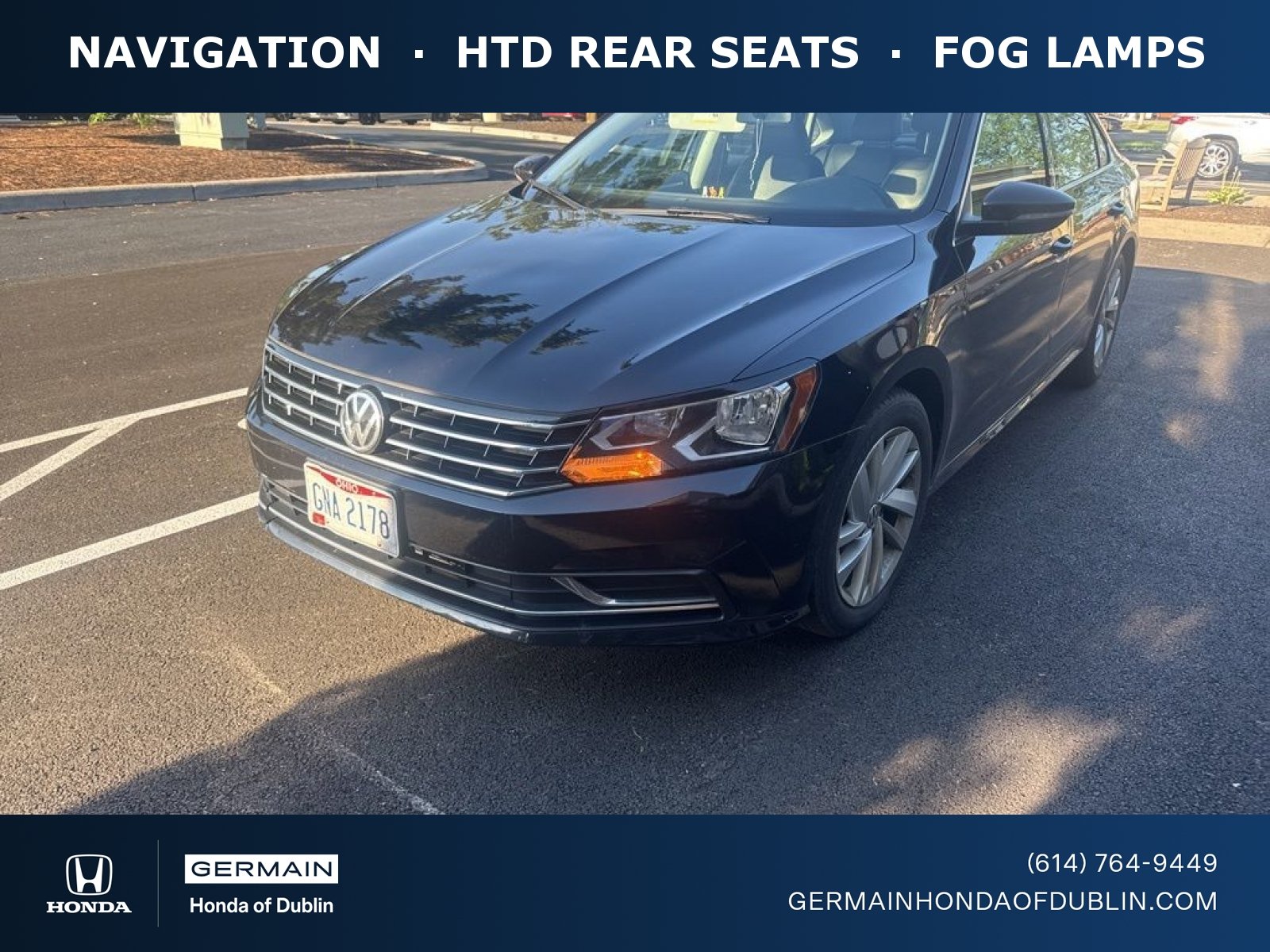 Used 2018 Deep Black Pearl Metallic Volkswagen 2.0T SE image 1