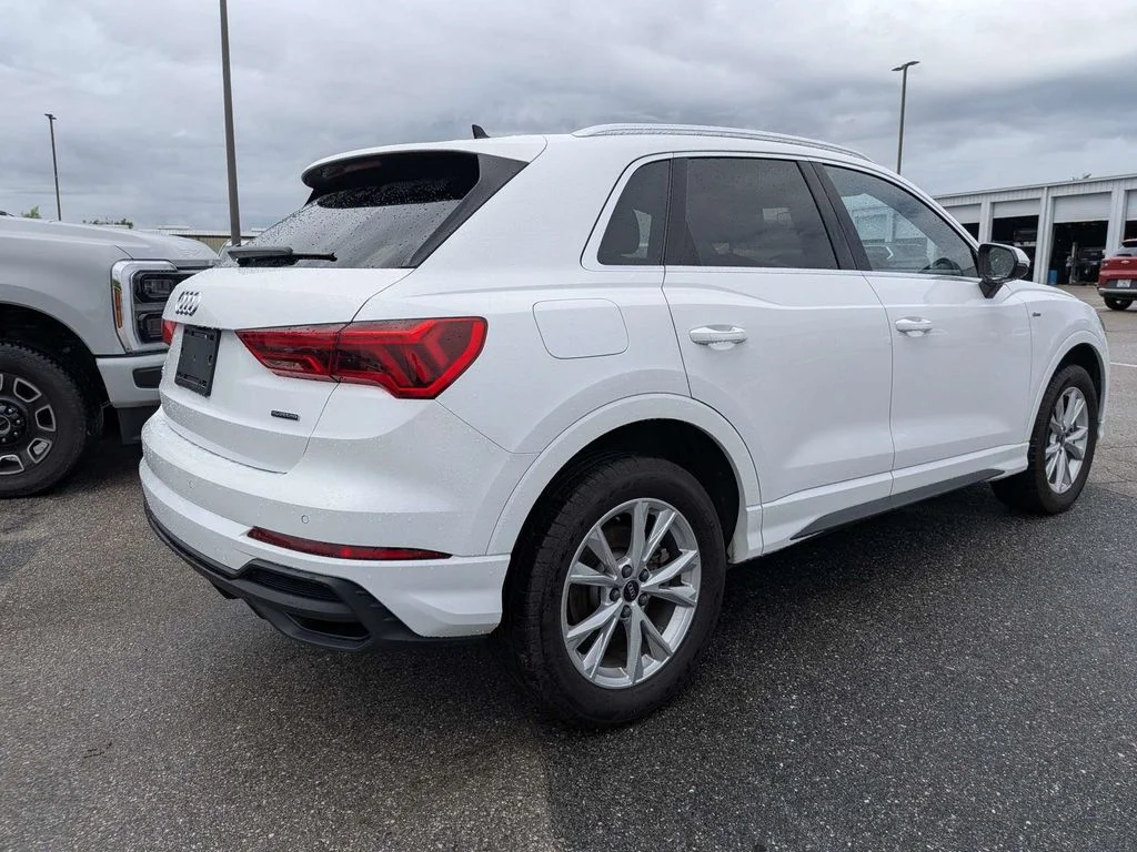 Used 2025 White Audi Premium image 3