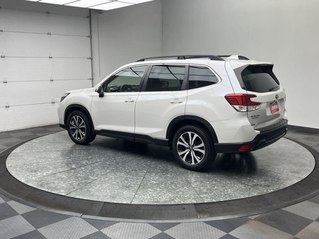 Used 2020 Crystal White Pearl Subaru Limited image 34