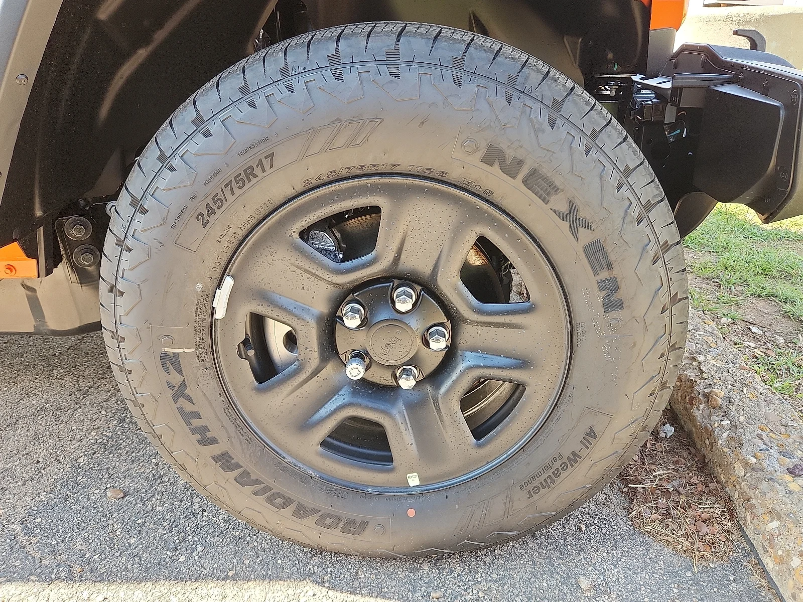 New 2027 Joose Paint Jeep 4-DOOR SPORT image 6