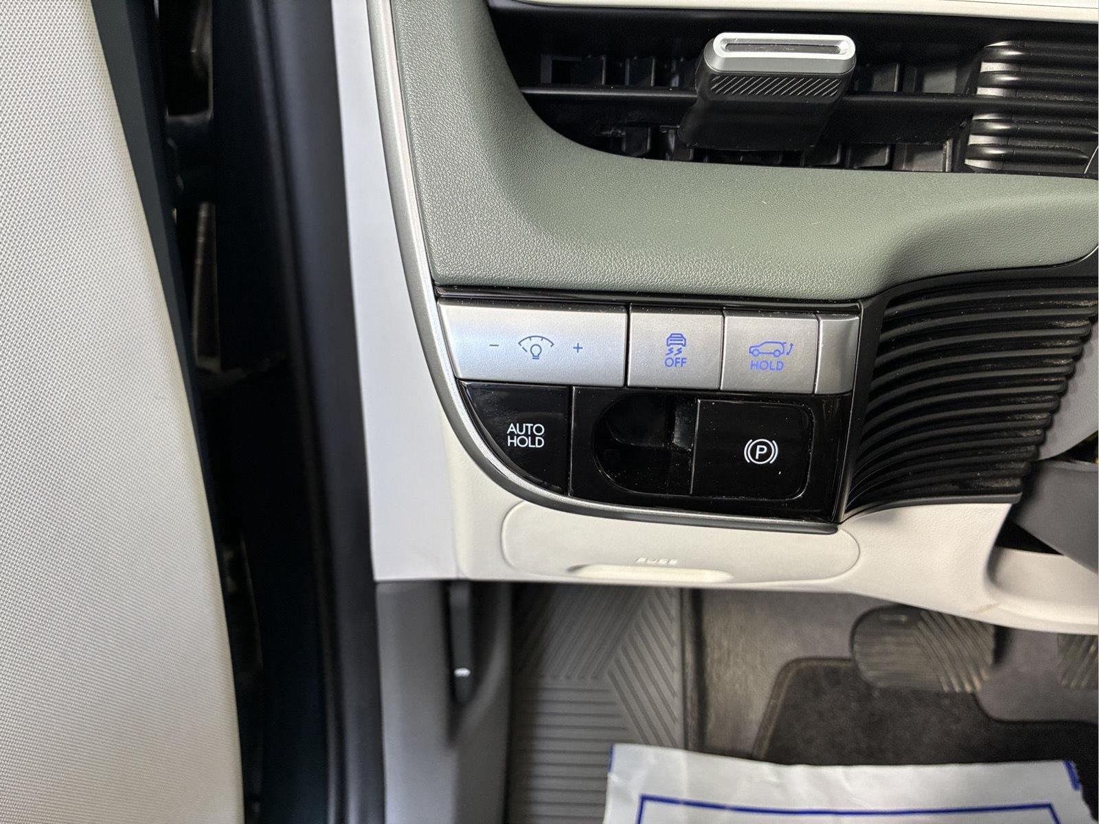 Used 2023 Digital Teal Hyundai SEL image 46