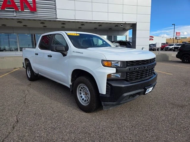 Used 2019 Summit White Chevrolet WT image 3