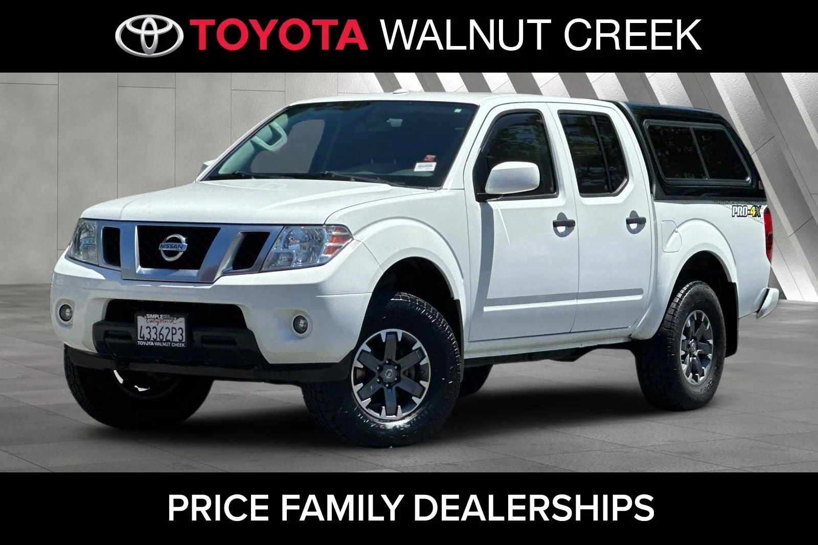 2018 Nissan Frontier 4.0 PRO-4X Crew Cab 4X4 AT's photo